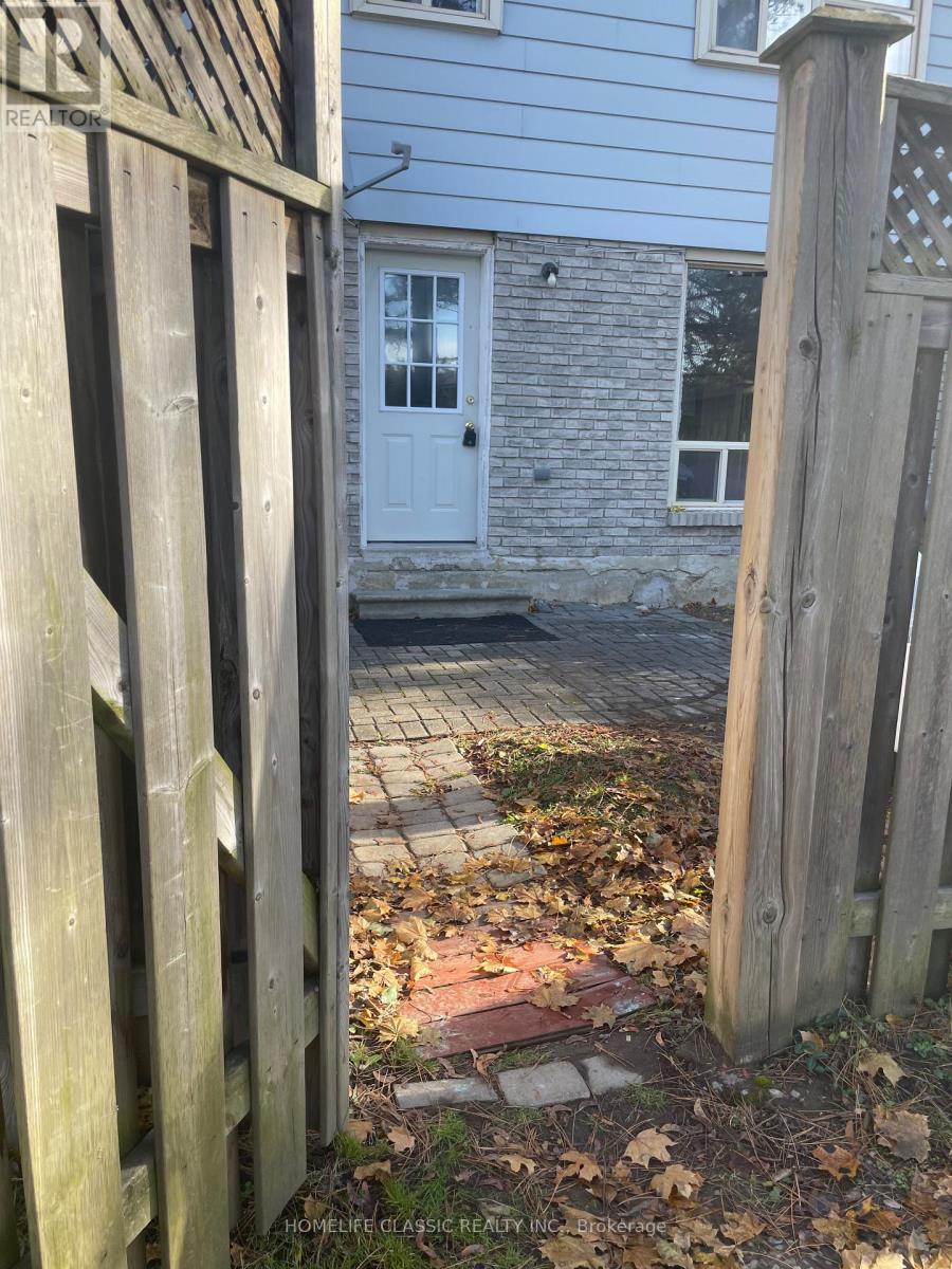 82 - 82 Henderson Drive, Aurora, Ontario  L4G 3M3 - Photo 21 - N12505666