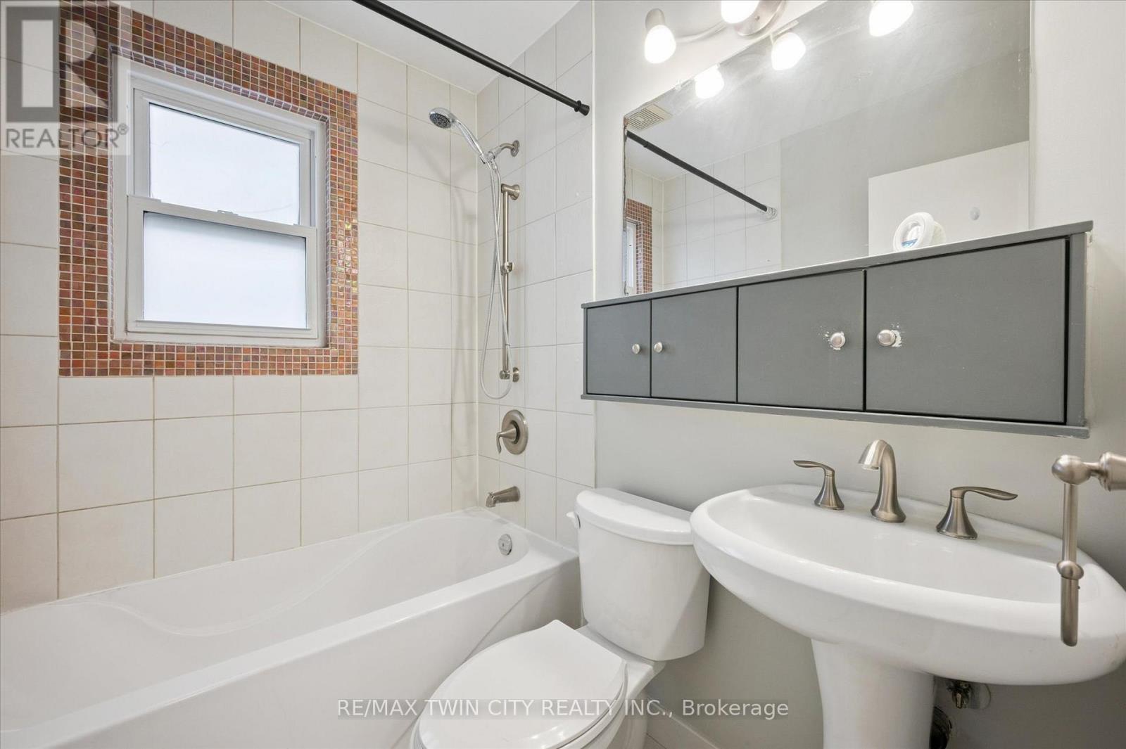 Main - 29 Scrimger Avenue, Cambridge, Ontario N1R 4V7 - Photo 19 - X12351714