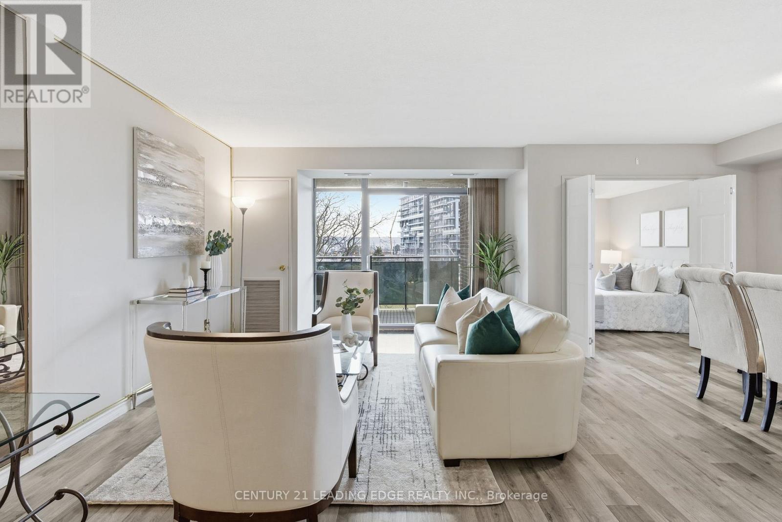 407 - 301 Frances Avenue, Hamilton, Ontario  L8E 3W6 - Photo 2 - X12573122