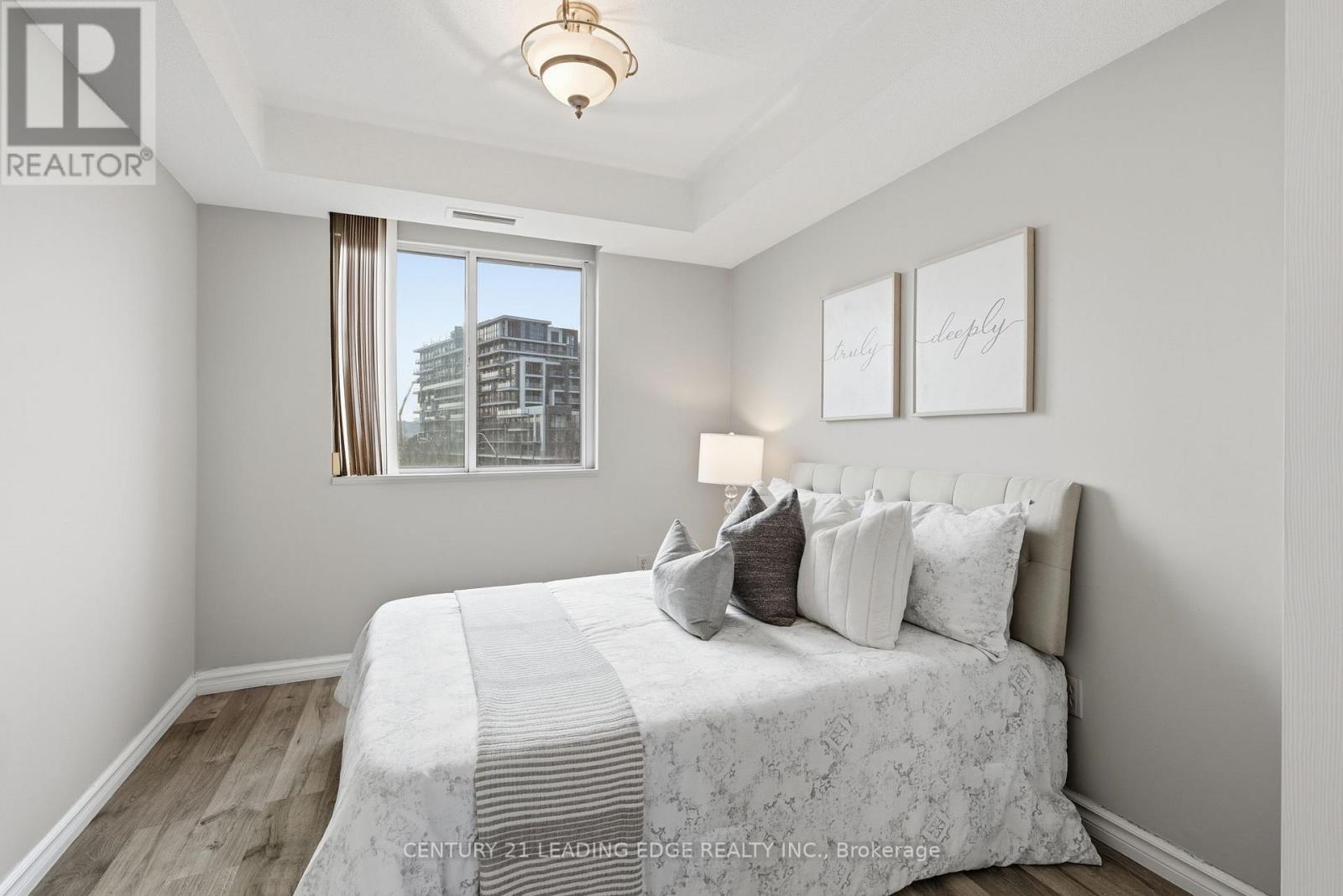 407 - 301 Frances Avenue, Hamilton, Ontario  L8E 3W6 - Photo 11 - X12573122