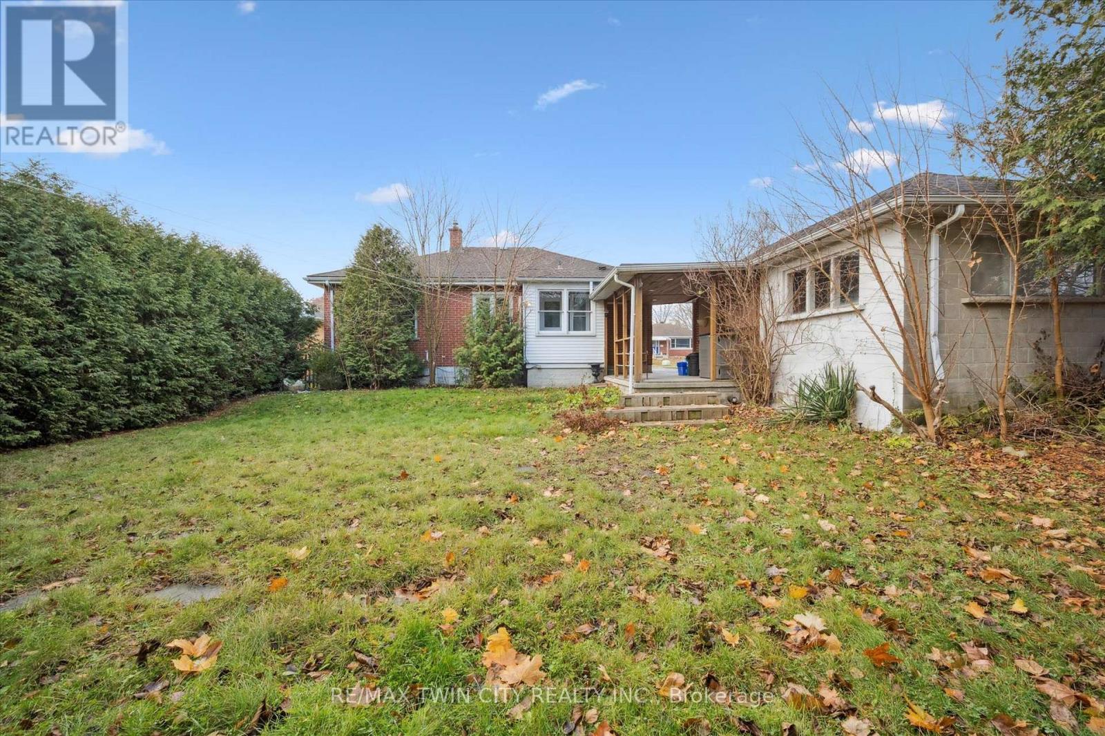 Main - 29 Scrimger Avenue, Cambridge, Ontario N1R 4V7 - Photo 24 - X12351714