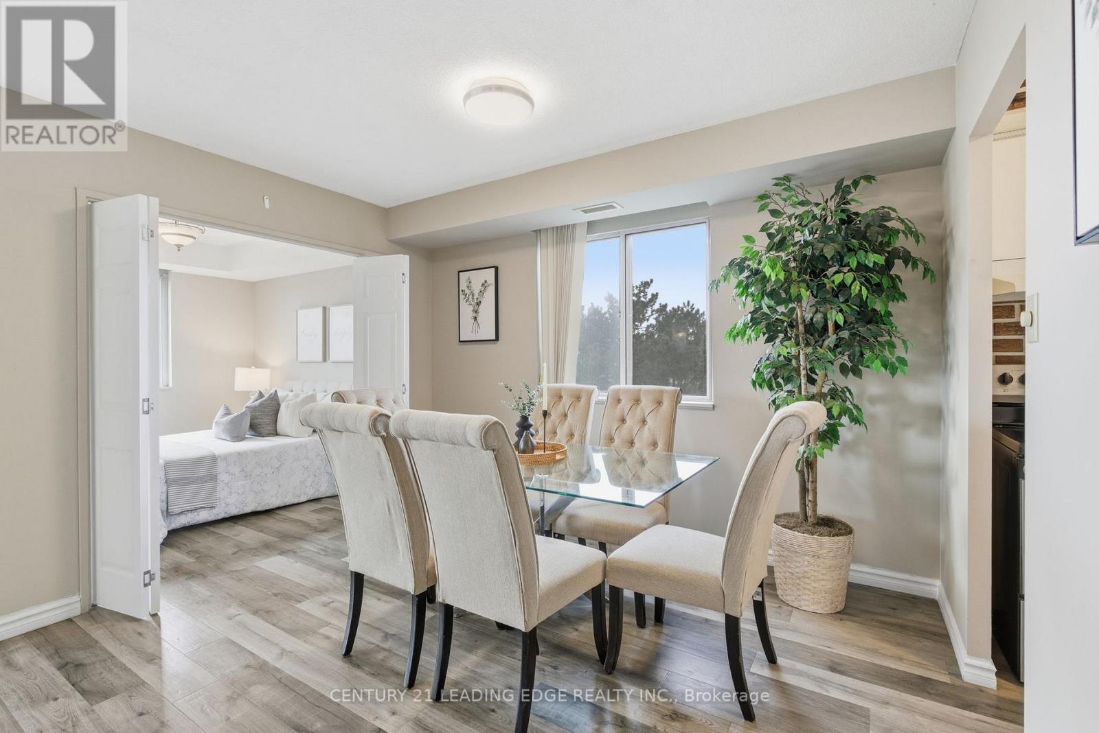 407 - 301 Frances Avenue, Hamilton, Ontario  L8E 3W6 - Photo 4 - X12573122