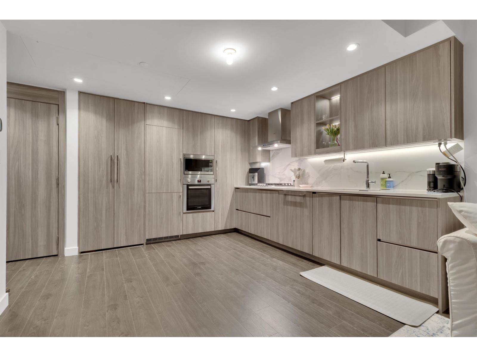 3701 9887 Whalley Boulevard, Surrey, British Columbia  V3T 0P4 - Photo 6 - R3069067