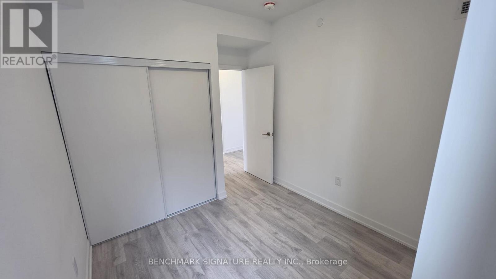 S706 - 8 Olympic Garden Drive, Toronto, Ontario  M2M 0B9 - Photo 17 - C12573454