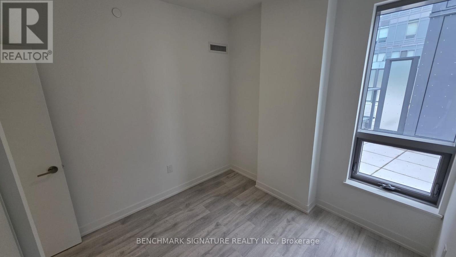 S706 - 8 Olympic Garden Drive, Toronto, Ontario  M2M 0B9 - Photo 18 - C12573454
