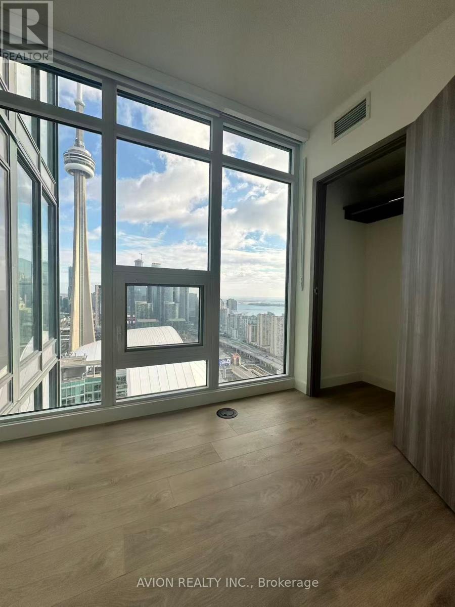 4710 - 3 Concord Cityplace Way, Toronto, Ontario  M5V 0X4 - Photo 13 - C12573468