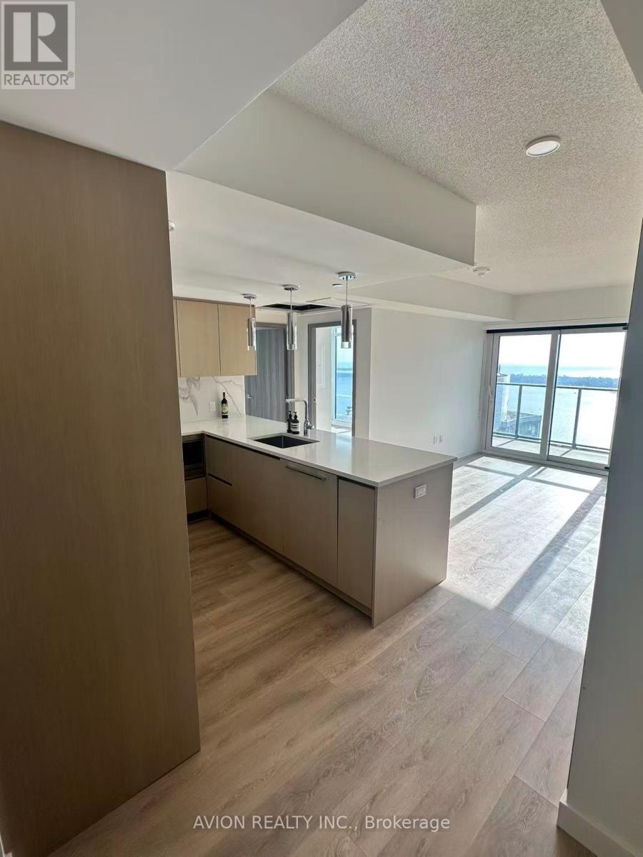 4710 - 3 Concord Cityplace Way, Toronto, Ontario  M5V 0X4 - Photo 8 - C12573468