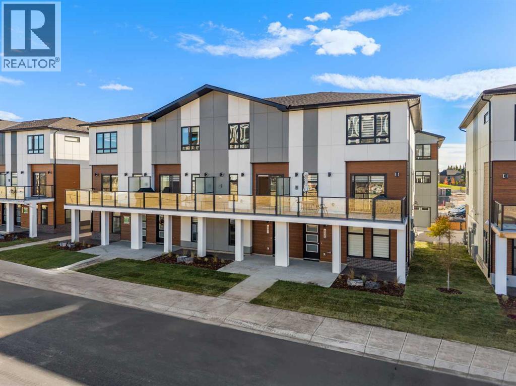 8331 8 Avenue Sw, Calgary, Alberta  T3H 6M8 - Photo 1 - A2262501