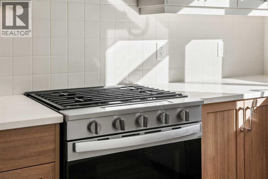 8331 8 Avenue Sw, Calgary, Alberta  T3H 6M8 - Photo 19 - A2262501