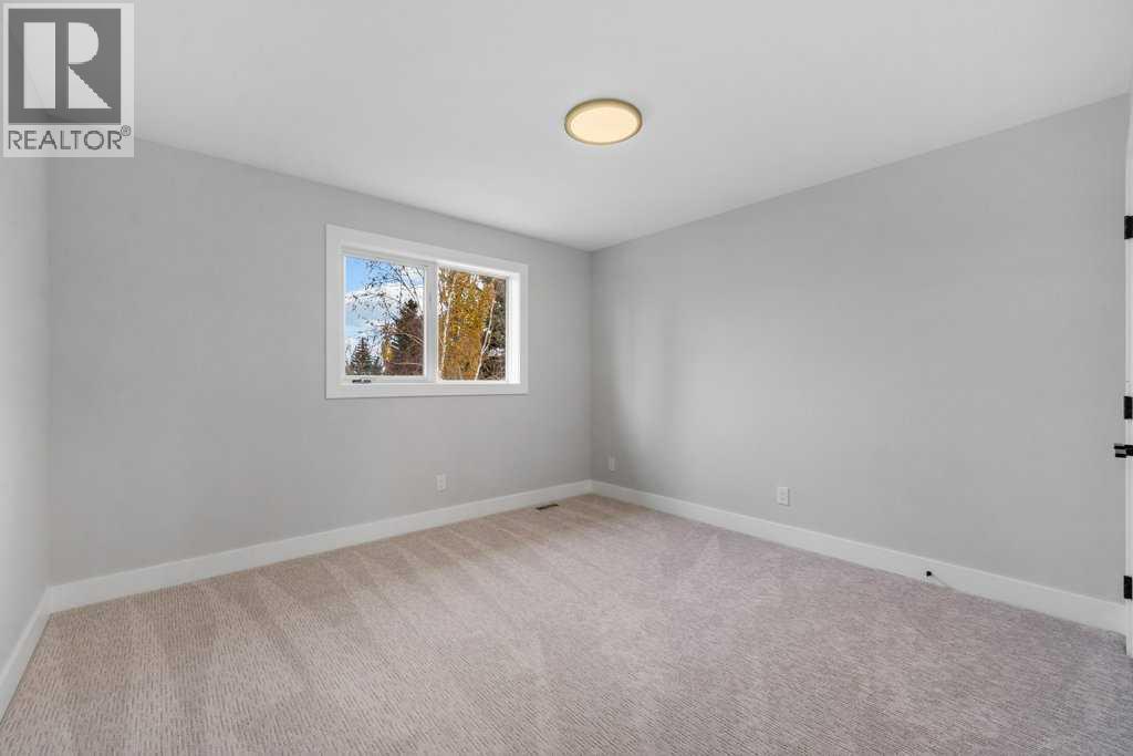 711 Mckenzie Lake Bay Se, Calgary, Alberta  T2Z 2J2 - Photo 34 - A2267695