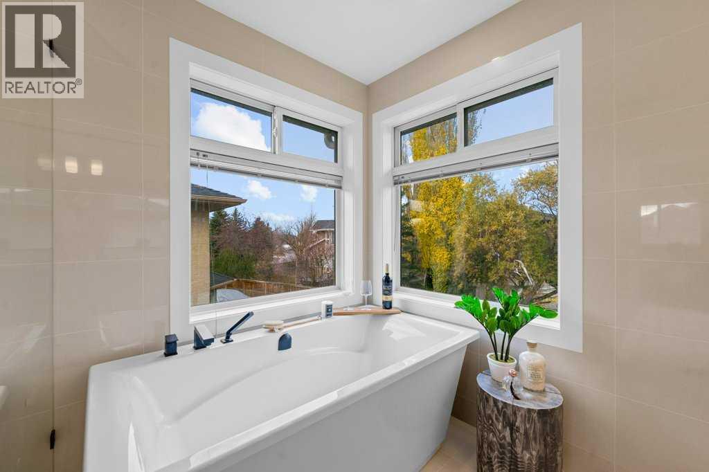 711 Mckenzie Lake Bay Se, Calgary, Alberta  T2Z 2J2 - Photo 33 - A2267695