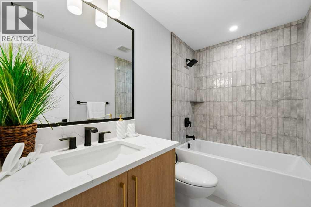 711 Mckenzie Lake Bay Se, Calgary, Alberta  T2Z 2J2 - Photo 39 - A2267695