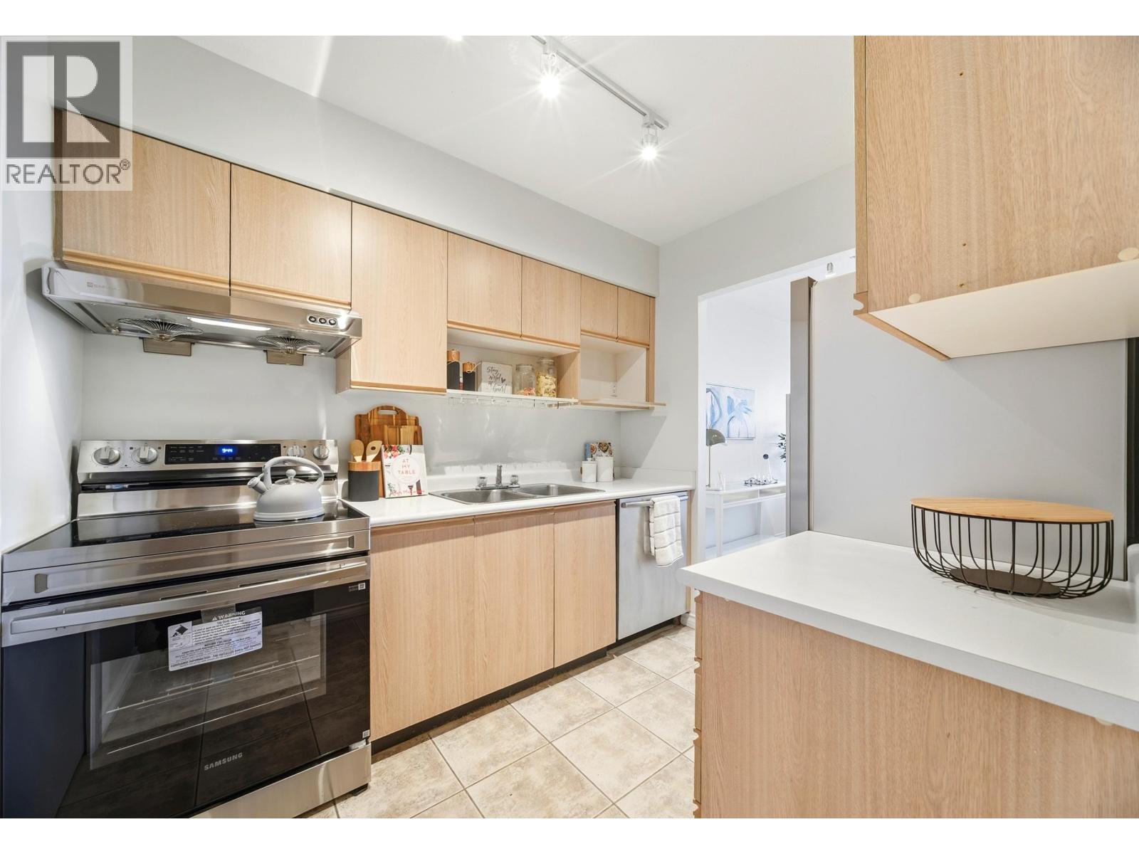 801 8871 Lansdowne Road, Richmond, British Columbia  V6X 3X8 - Photo 13 - R3069704