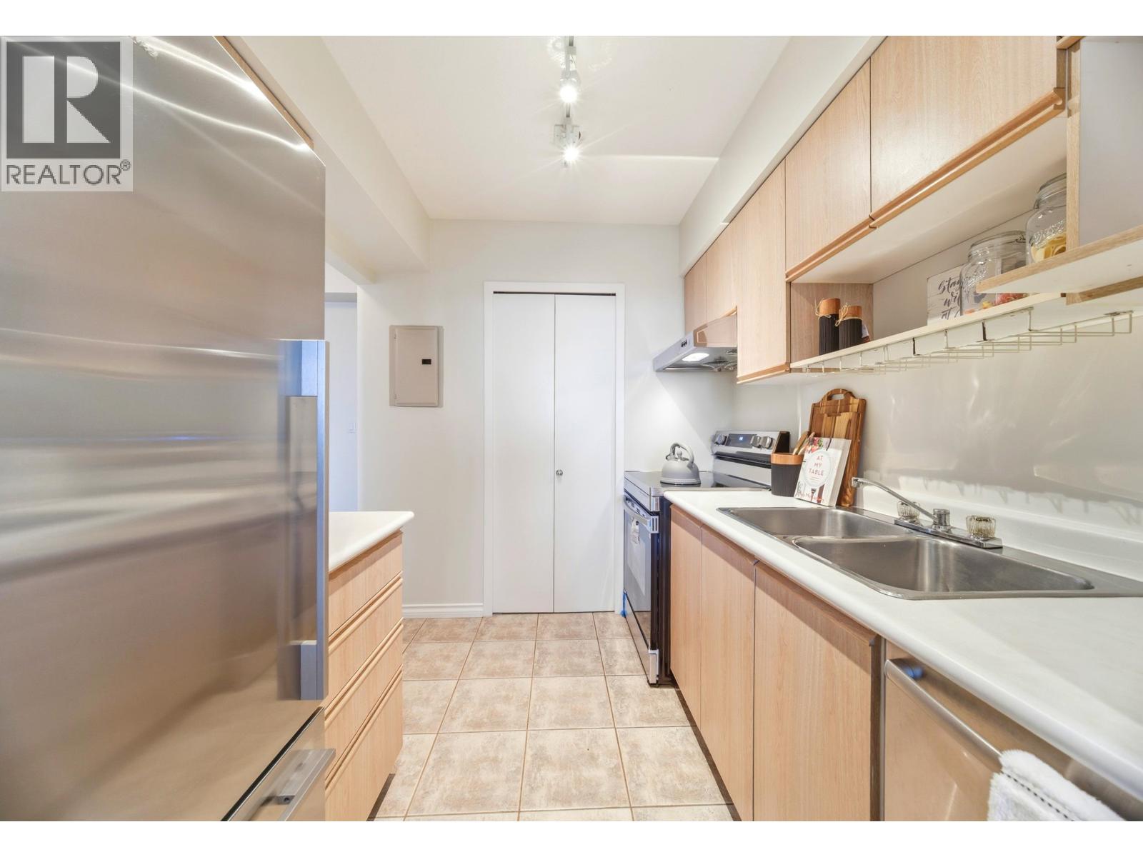 801 8871 Lansdowne Road, Richmond, British Columbia  V6X 3X8 - Photo 11 - R3069704