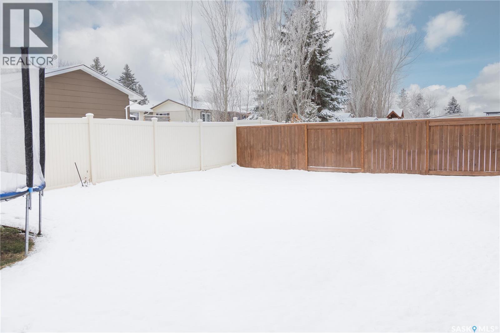 2966 Lakeview Drive, Prince Albert, Saskatchewan  S6W 0A4 - Photo 32 - SK024620