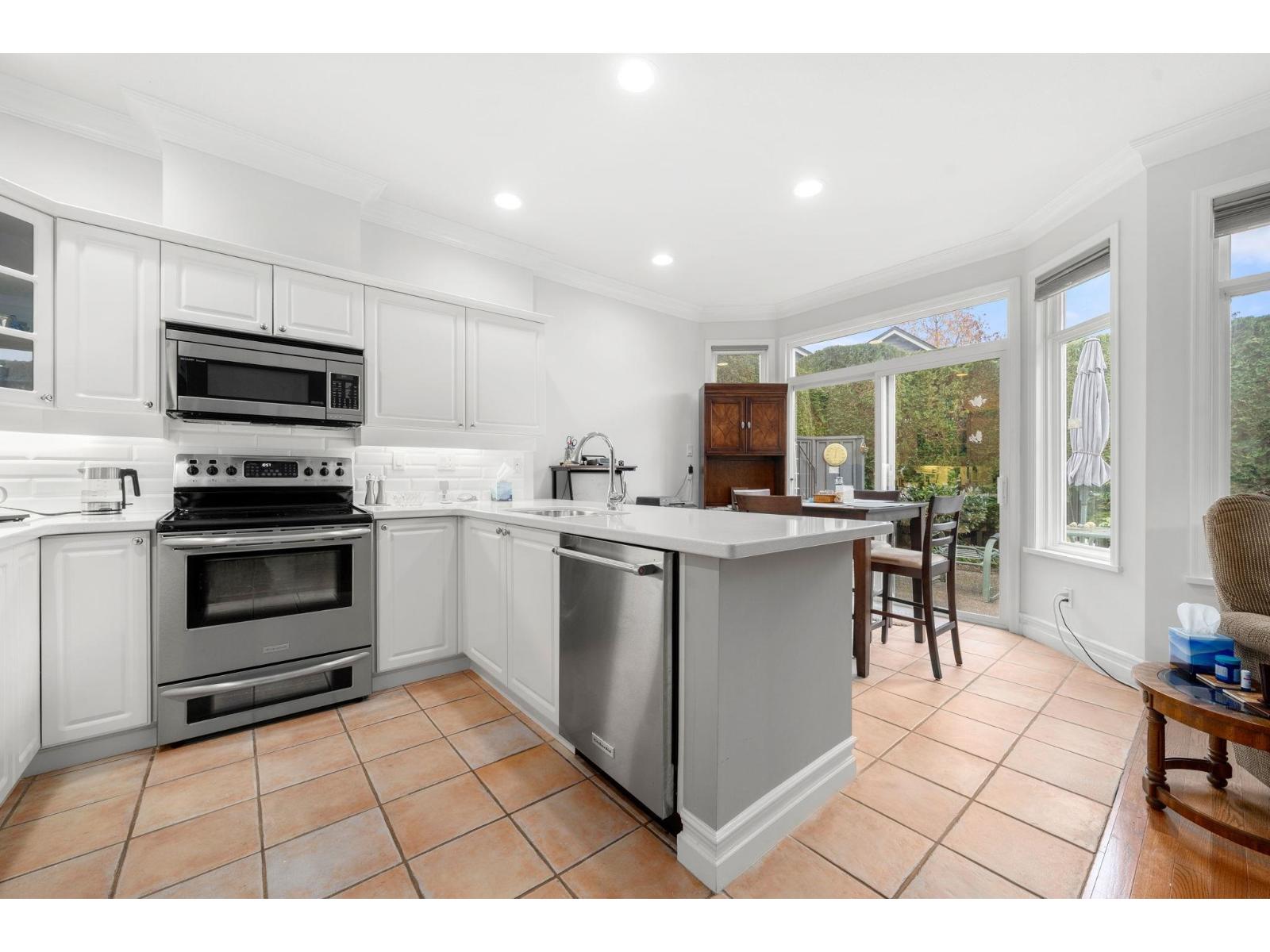 76 14909 32 Avenue, Surrey, British Columbia  V4P 1A4 - Photo 15 - R3069475