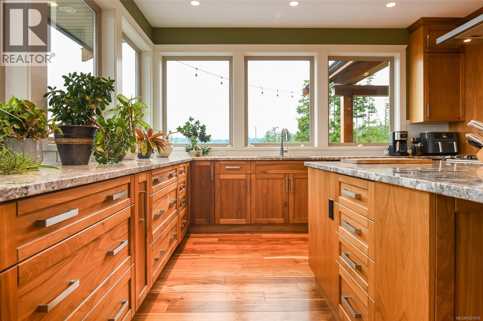 4777 Mystic Cove, Courtenay, British Columbia  V9J 1L3 - Photo 13 - 1021074