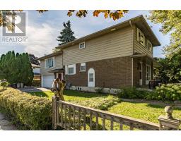 214 VANCE DRIVE, Oakville, Ontario