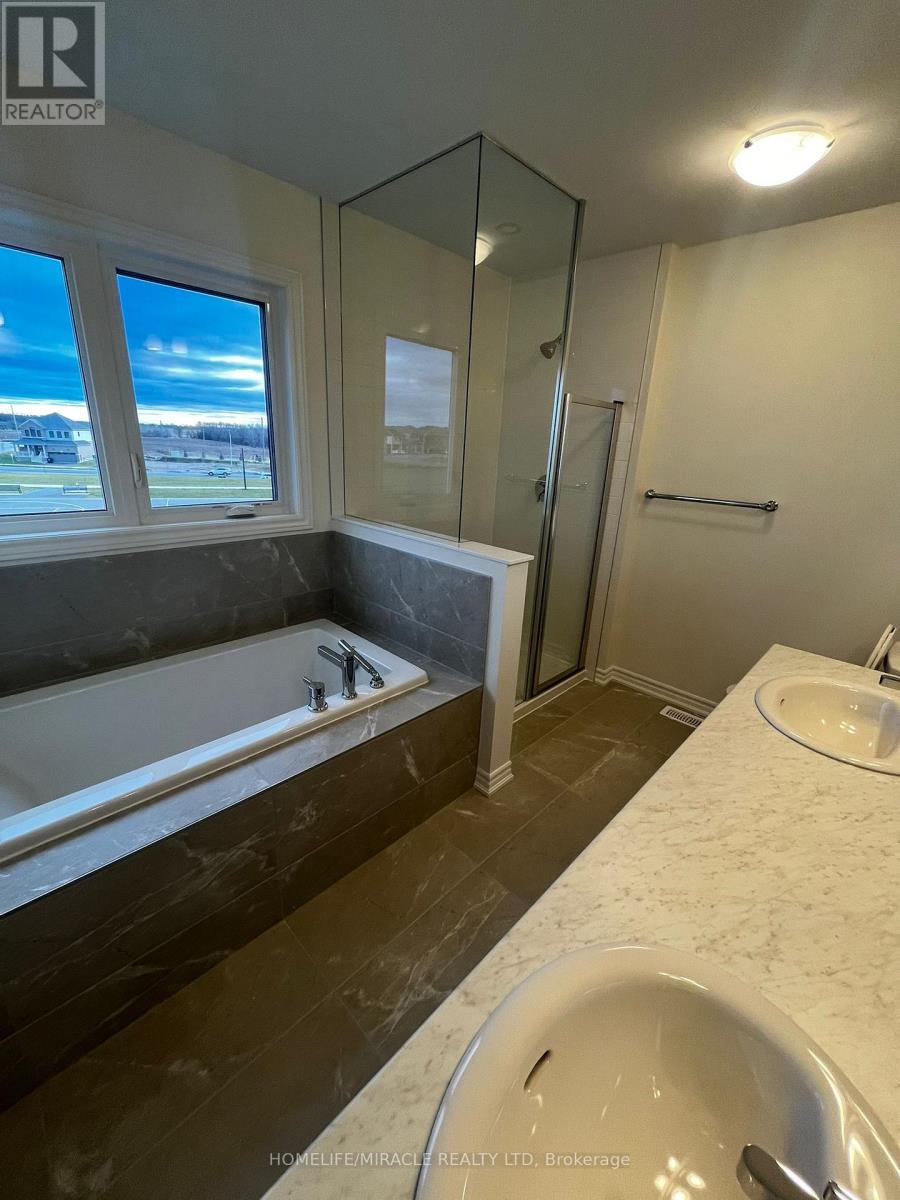 24 Phoenix Boulevard, Barrie, Ontario  L9J 0P6 - Photo 28 - S12573084