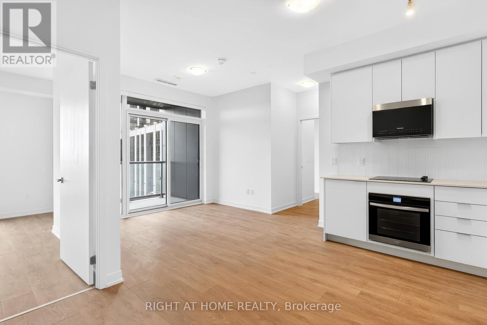 417 - 10 Abeja Street, Vaughan, Ontario  L4K 0R4 - Photo 13 - N12573456