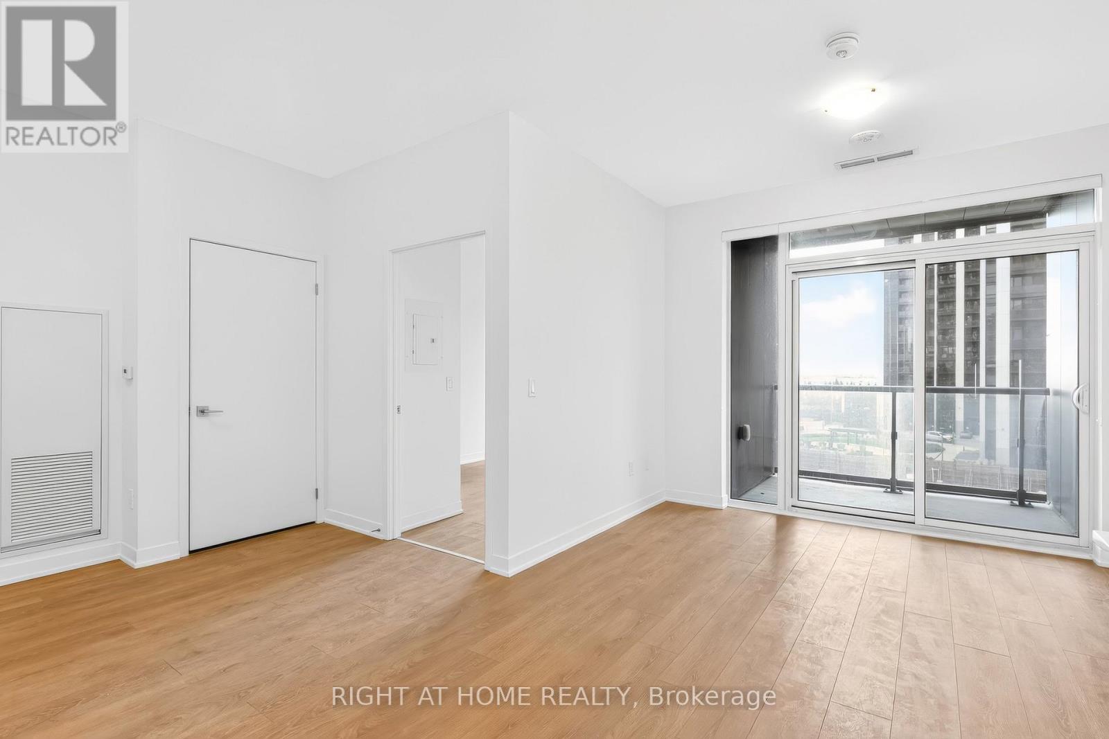 417 - 10 Abeja Street, Vaughan, Ontario  L4K 0R4 - Photo 15 - N12573456