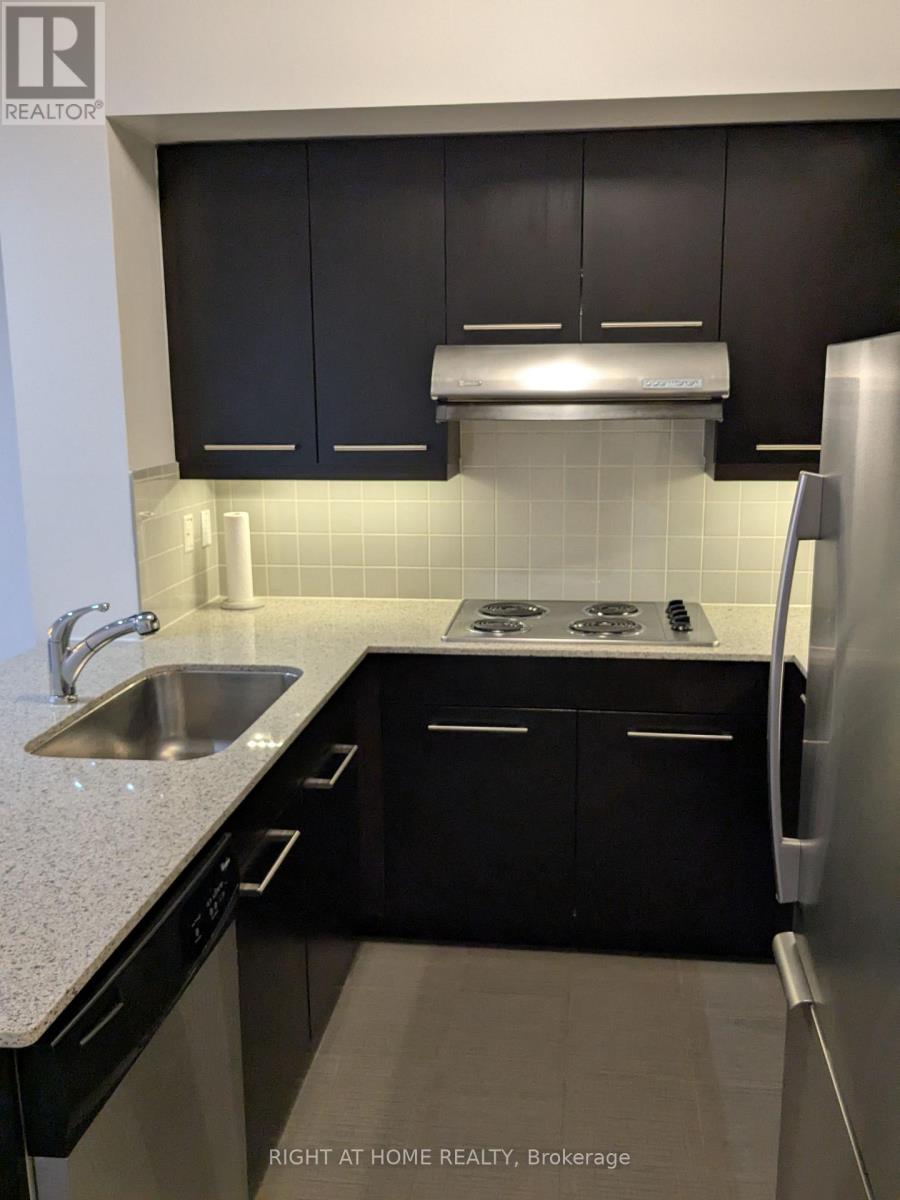 609 - 11211 Yonge Street, Richmond Hill, Ontario  L4S 0E9 - Photo 7 - N12573472