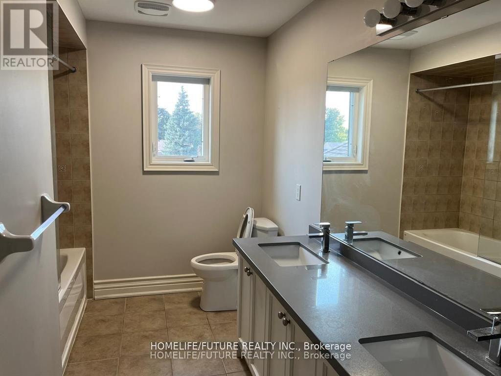 253 Harold Avenue, Whitchurch-Stouffville, Ontario  L4A 1C1 - Photo 12 - N12573500