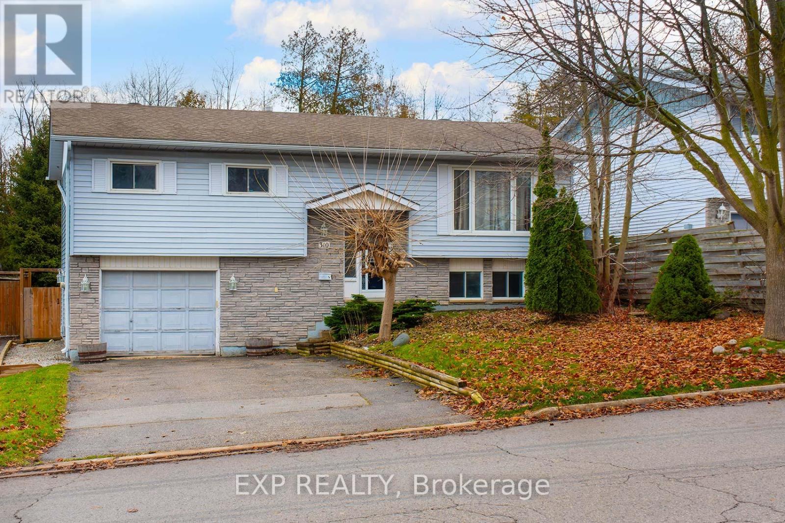 310 Crawford Street, Barrie, Ontario  L4N 3W8 - Photo 1 - S12573470