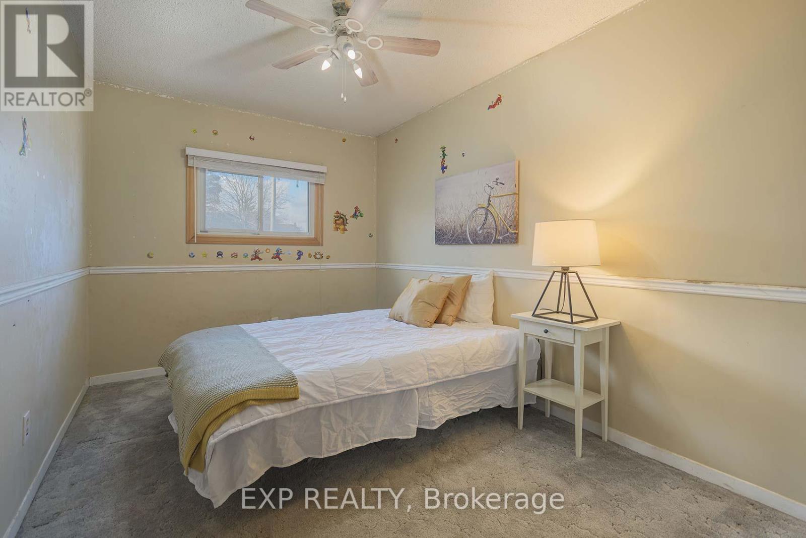 310 Crawford Street, Barrie, Ontario  L4N 3W8 - Photo 15 - S12573470