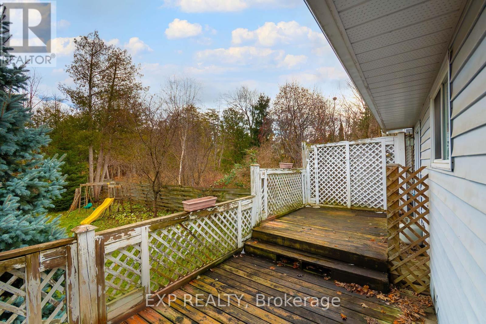 310 Crawford Street, Barrie, Ontario  L4N 3W8 - Photo 34 - S12573470