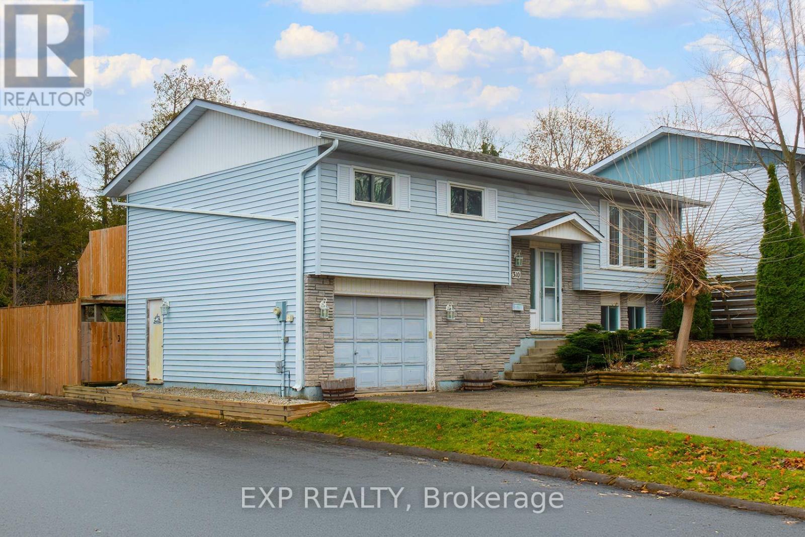 310 Crawford Street, Barrie, Ontario  L4N 3W8 - Photo 36 - S12573470