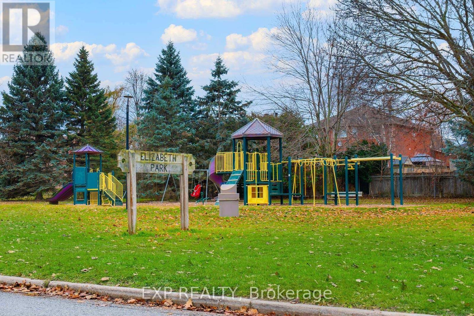 310 Crawford Street, Barrie, Ontario  L4N 3W8 - Photo 38 - S12573470