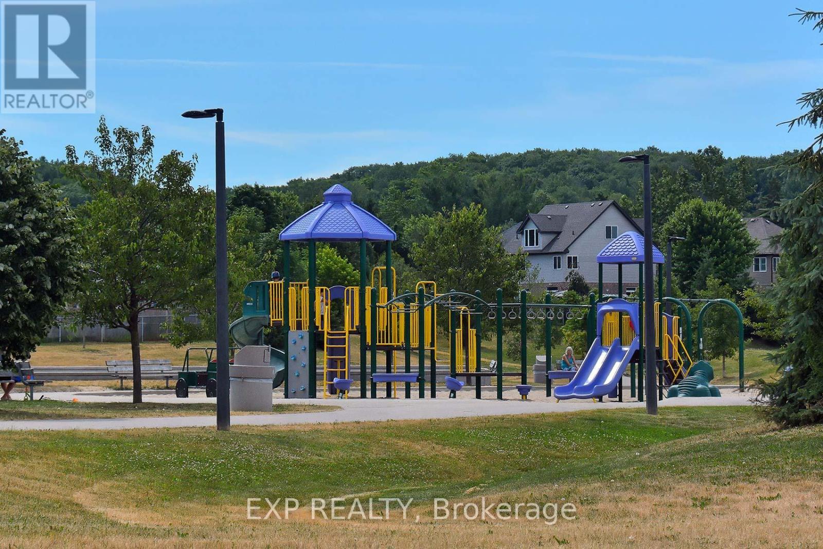 310 Crawford Street, Barrie, Ontario  L4N 3W8 - Photo 43 - S12573470