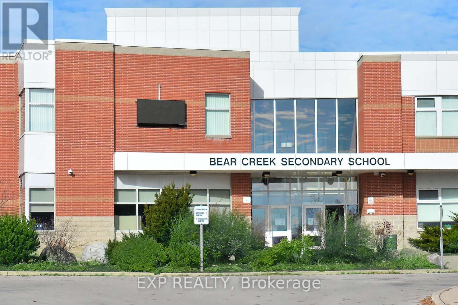 310 Crawford Street, Barrie, Ontario  L4N 3W8 - Photo 45 - S12573470