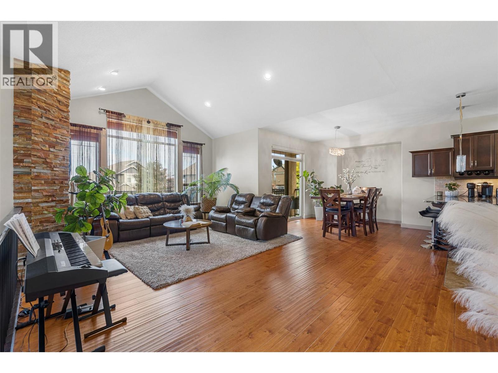 5067 Seon Crescent, Kelowna, British Columbia  V1W 5G8 - Photo 5 - 10369932