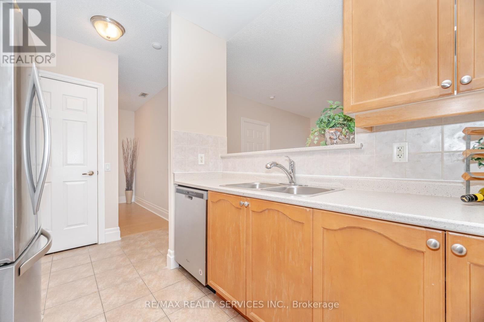 104 - 710 Humberwood Boulevard, Toronto, Ontario  M9W 7J5 - Photo 6 - W12573476