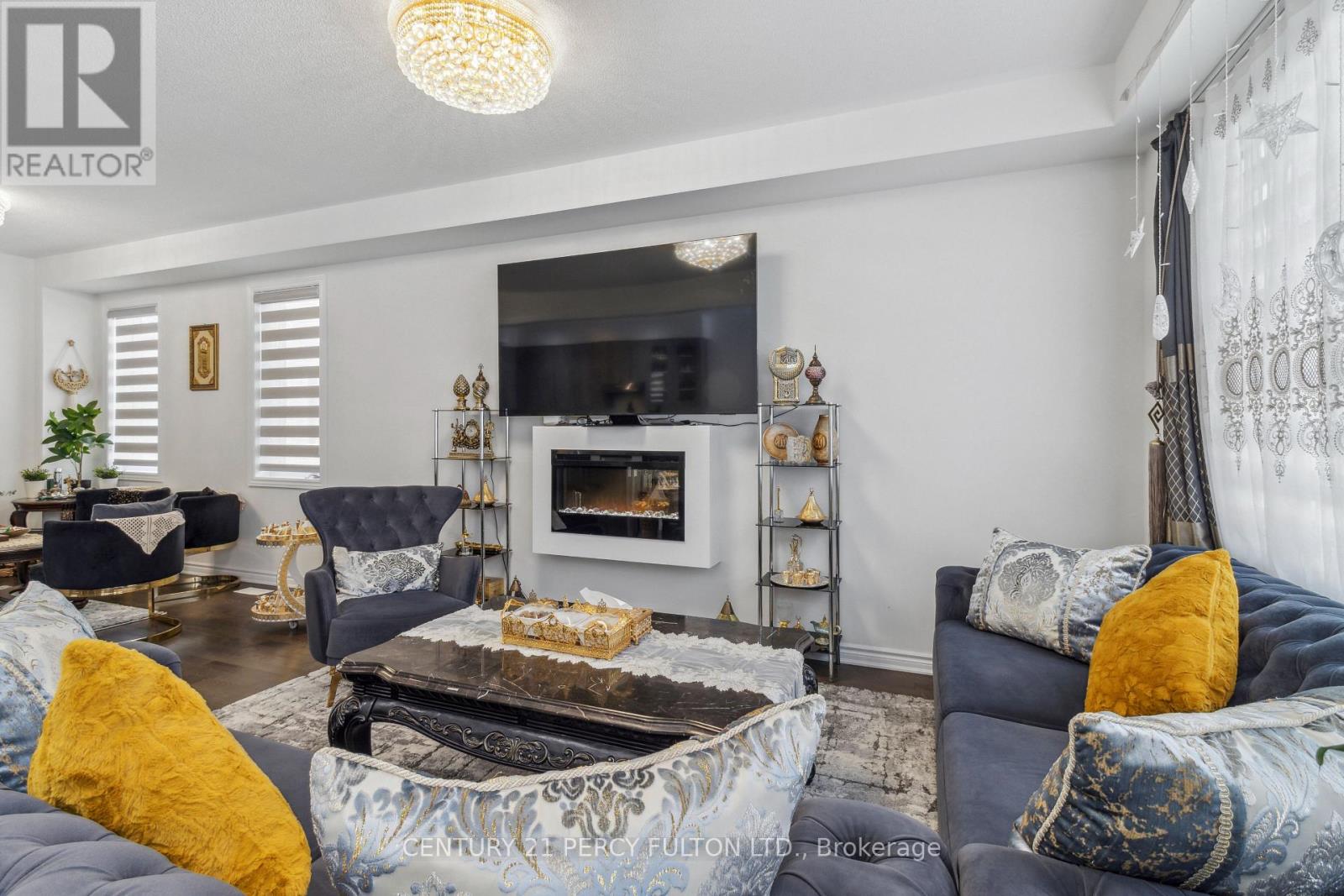 7 Spinland Street, Caledon, Ontario  L7C 4K4 - Photo 11 - W12573482