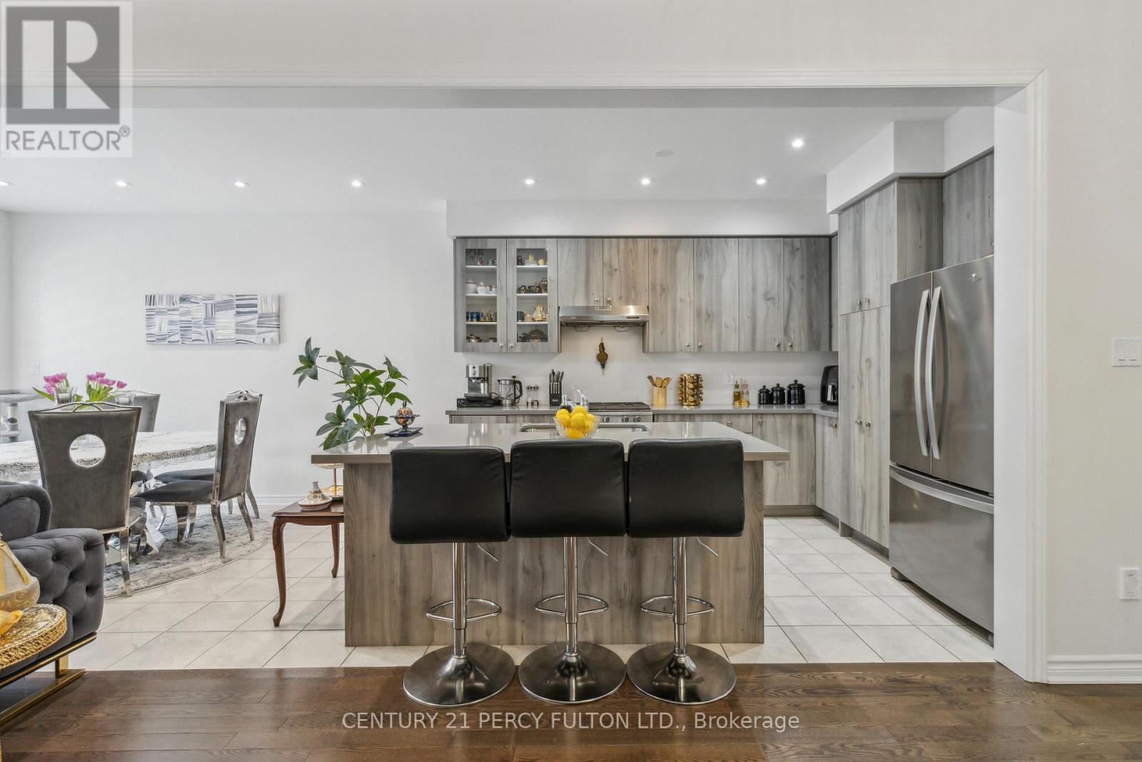 7 Spinland Street, Caledon, Ontario  L7C 4K4 - Photo 17 - W12573482