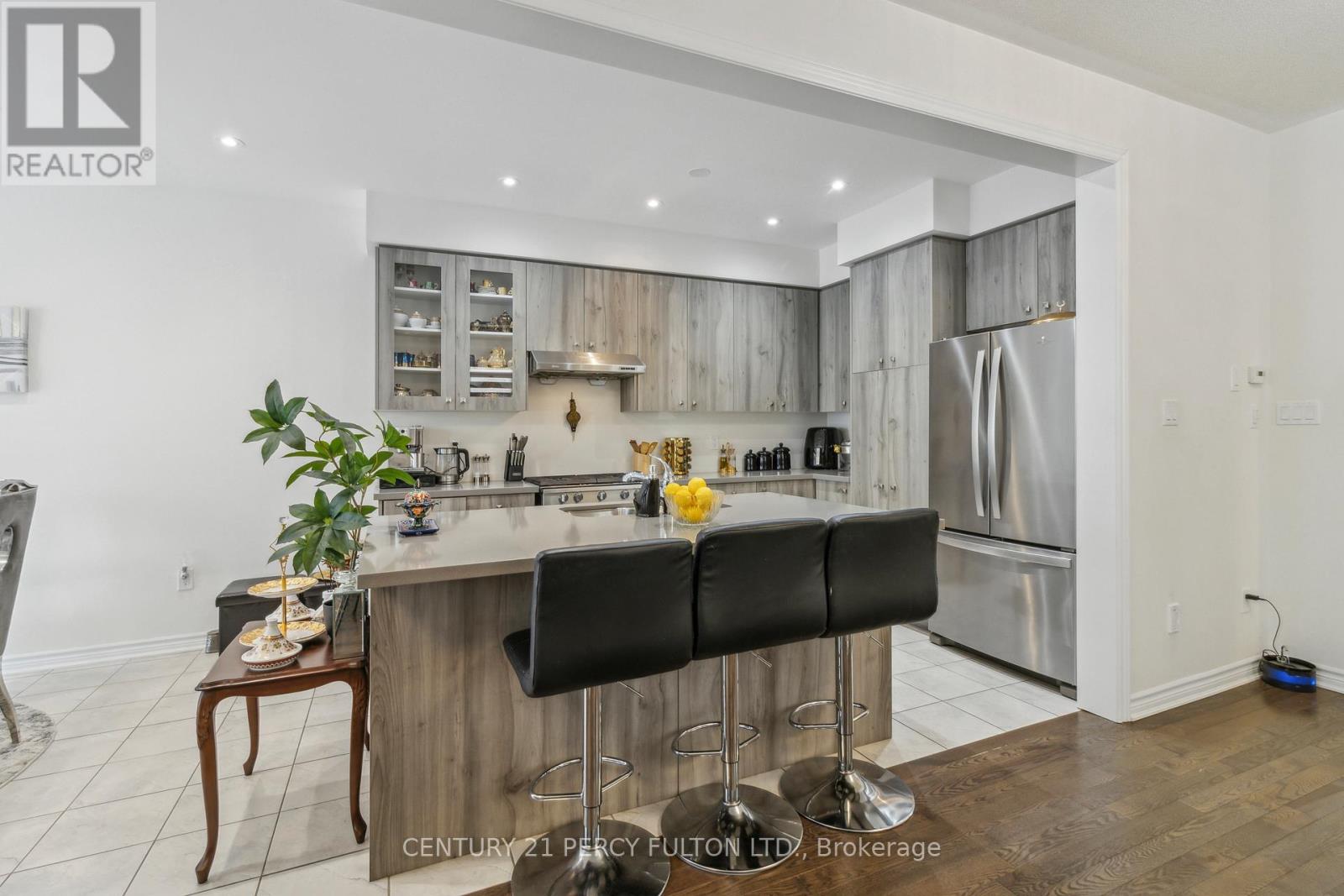 7 Spinland Street, Caledon, Ontario  L7C 4K4 - Photo 18 - W12573482