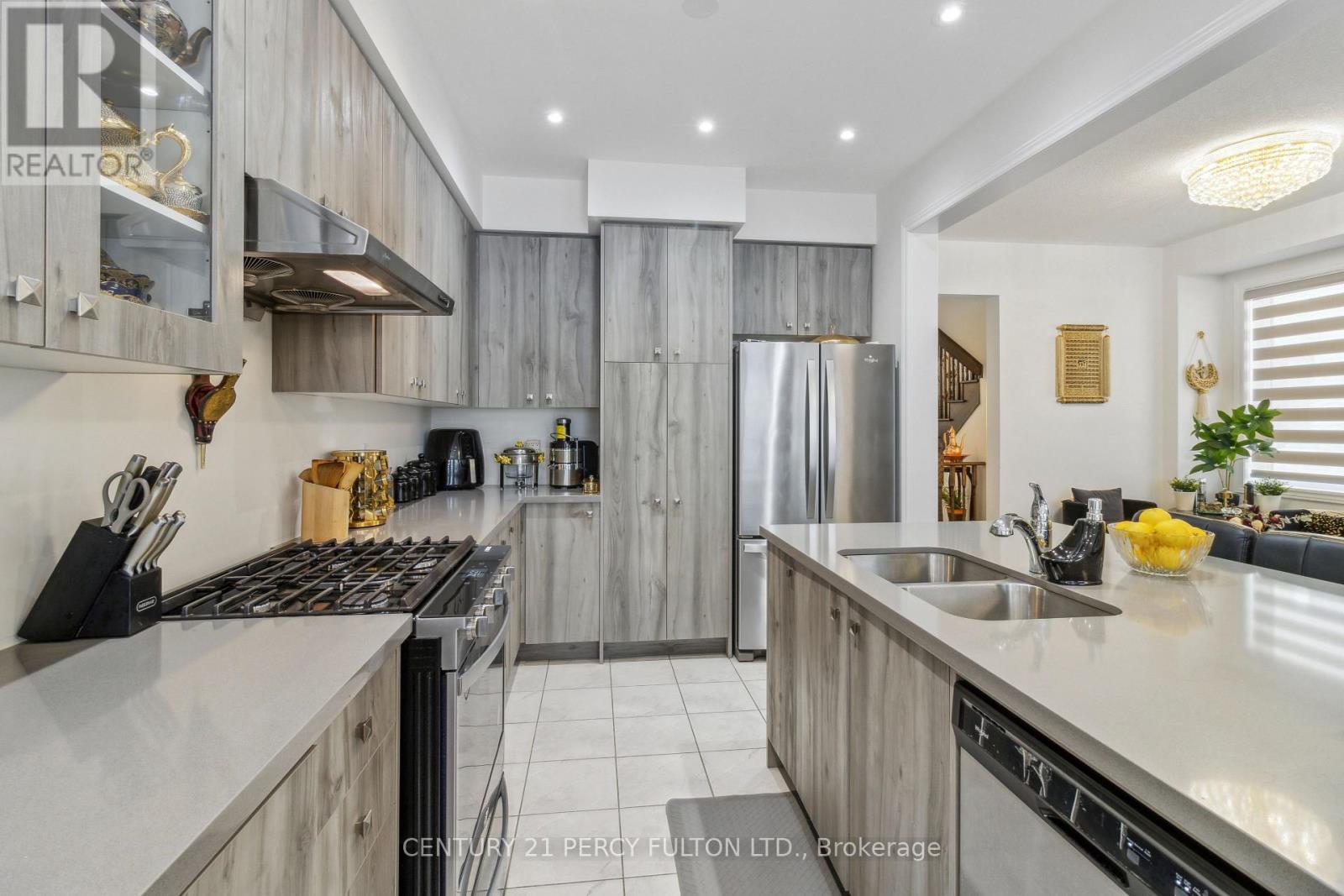 7 Spinland Street, Caledon, Ontario  L7C 4K4 - Photo 20 - W12573482