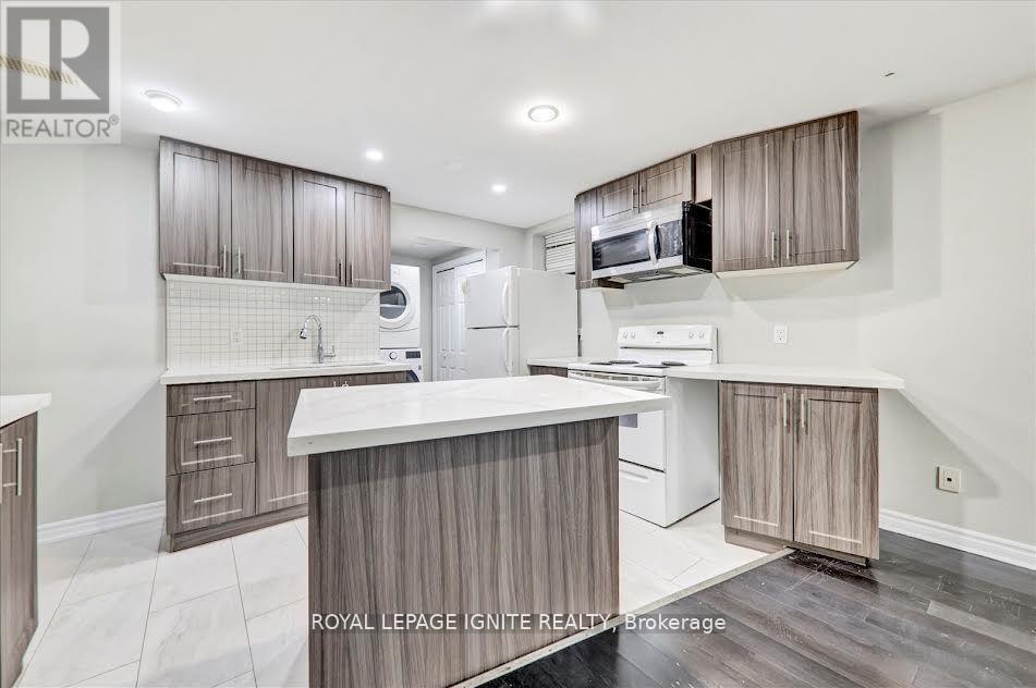 Bsmt - 36 Hillside Drive, Brampton, Ontario  L6S 1A3 - Photo 5 - W12573498