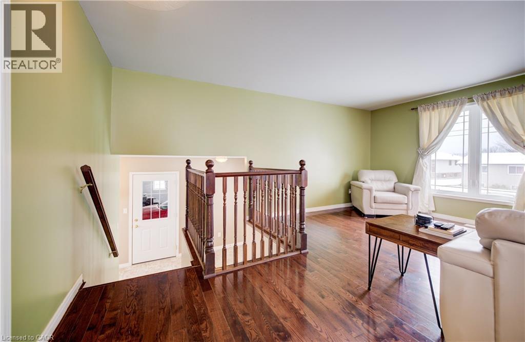 460 King Street E, Mount Forest, Ontario  N0G 2L2 - Photo 7 - 40788744