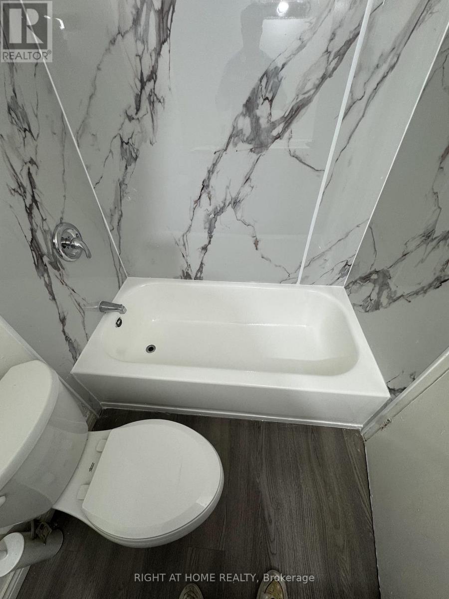 713 - 4673 Jane Street, Toronto, Ontario  M3N 2L1 - Photo 9 - W12438935