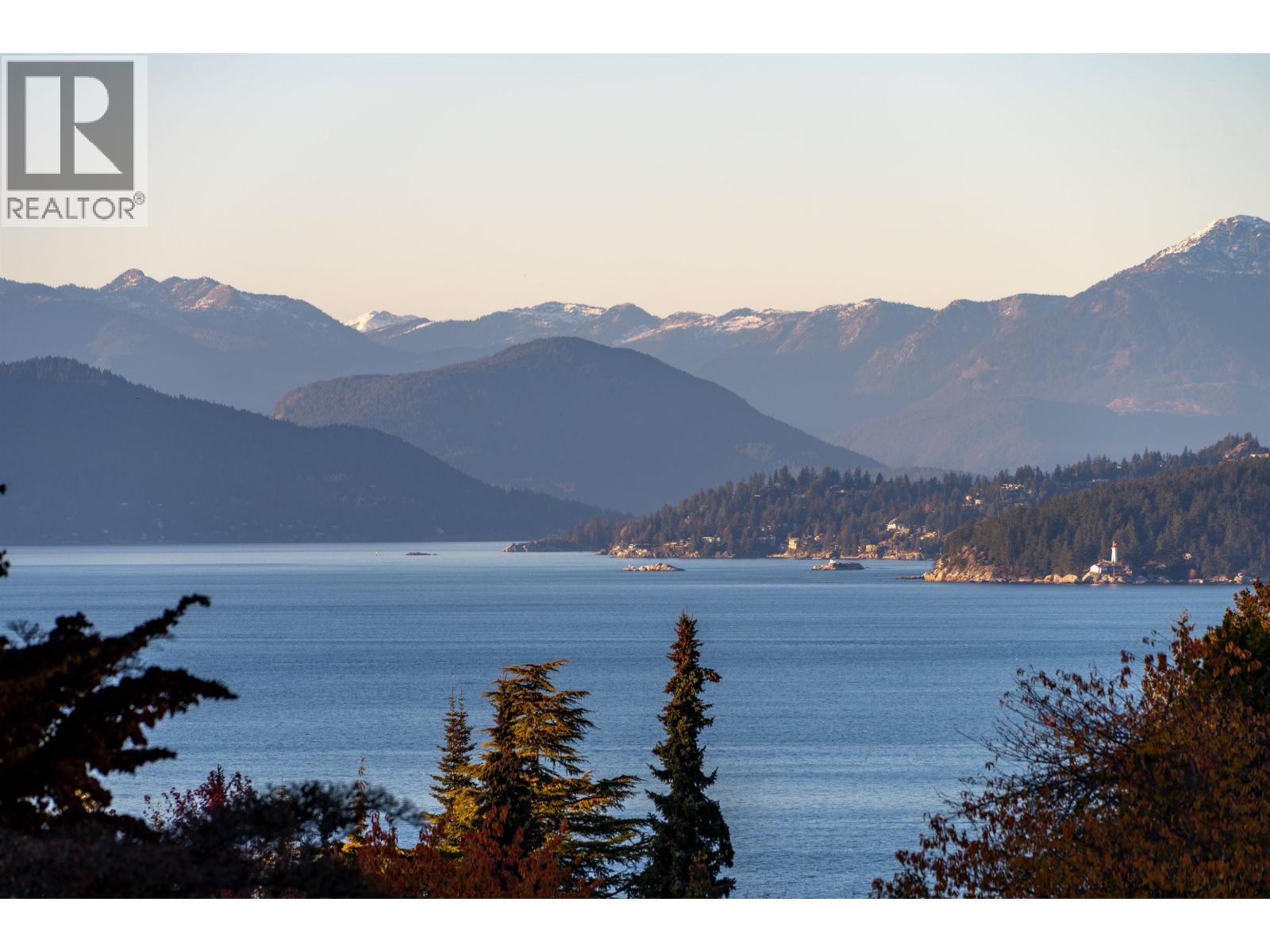 5550 Kingston Road, Vancouver, British Columbia  V6T 1J1 - Photo 2 - R3069723