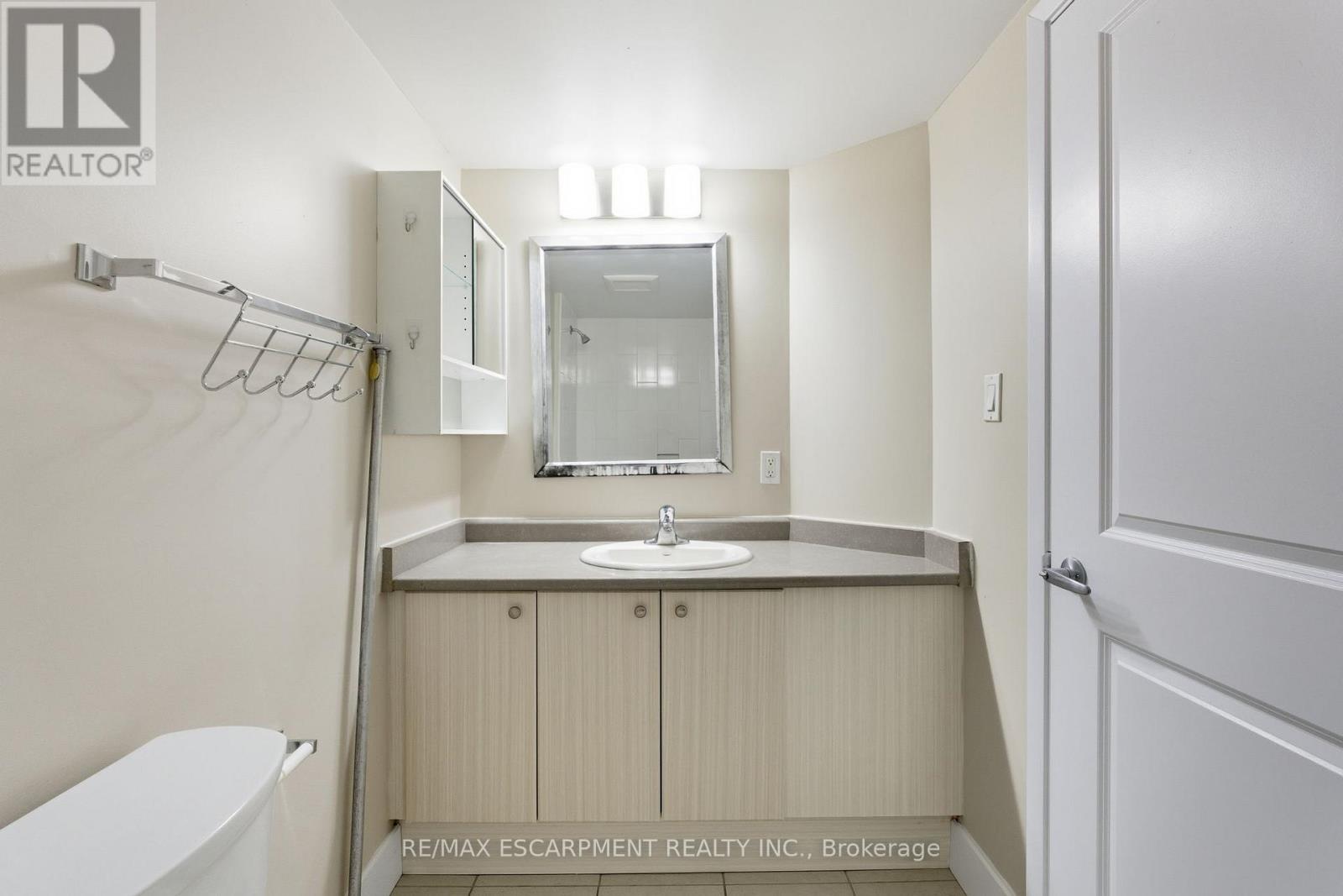 511 - 149 Main Street W, Hamilton, Ontario  L8P 1H9 - Photo 16 - X12573440