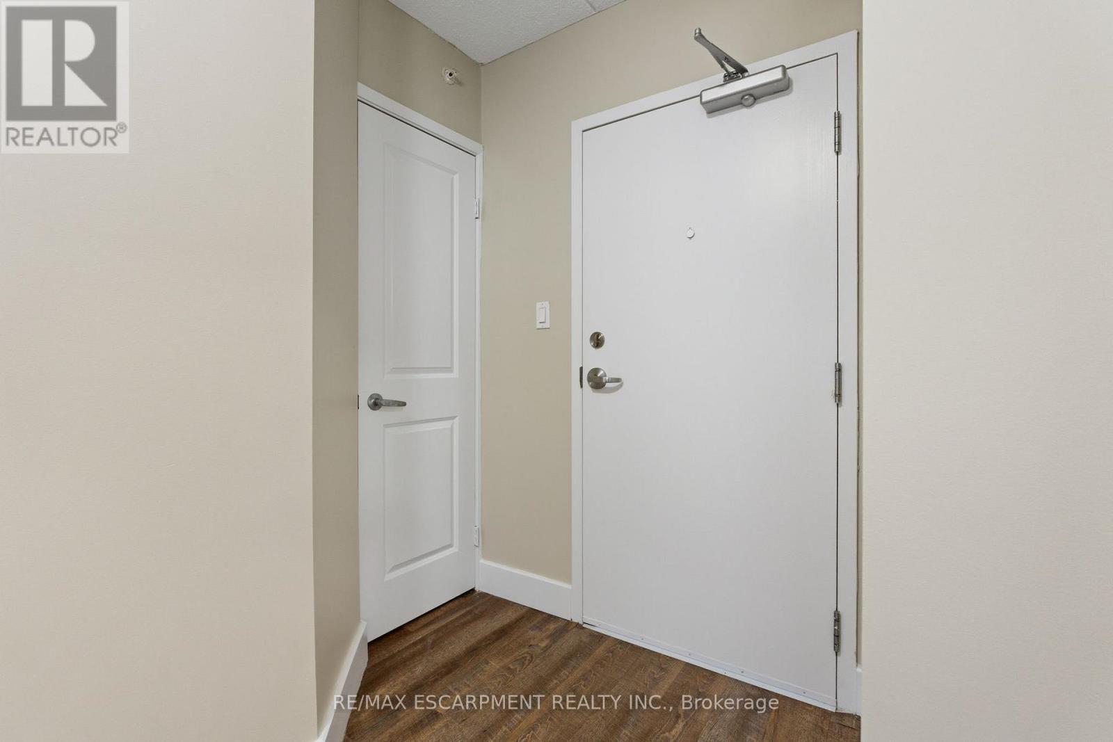 511 - 149 Main Street W, Hamilton, Ontario  L8P 1H9 - Photo 5 - X12573440