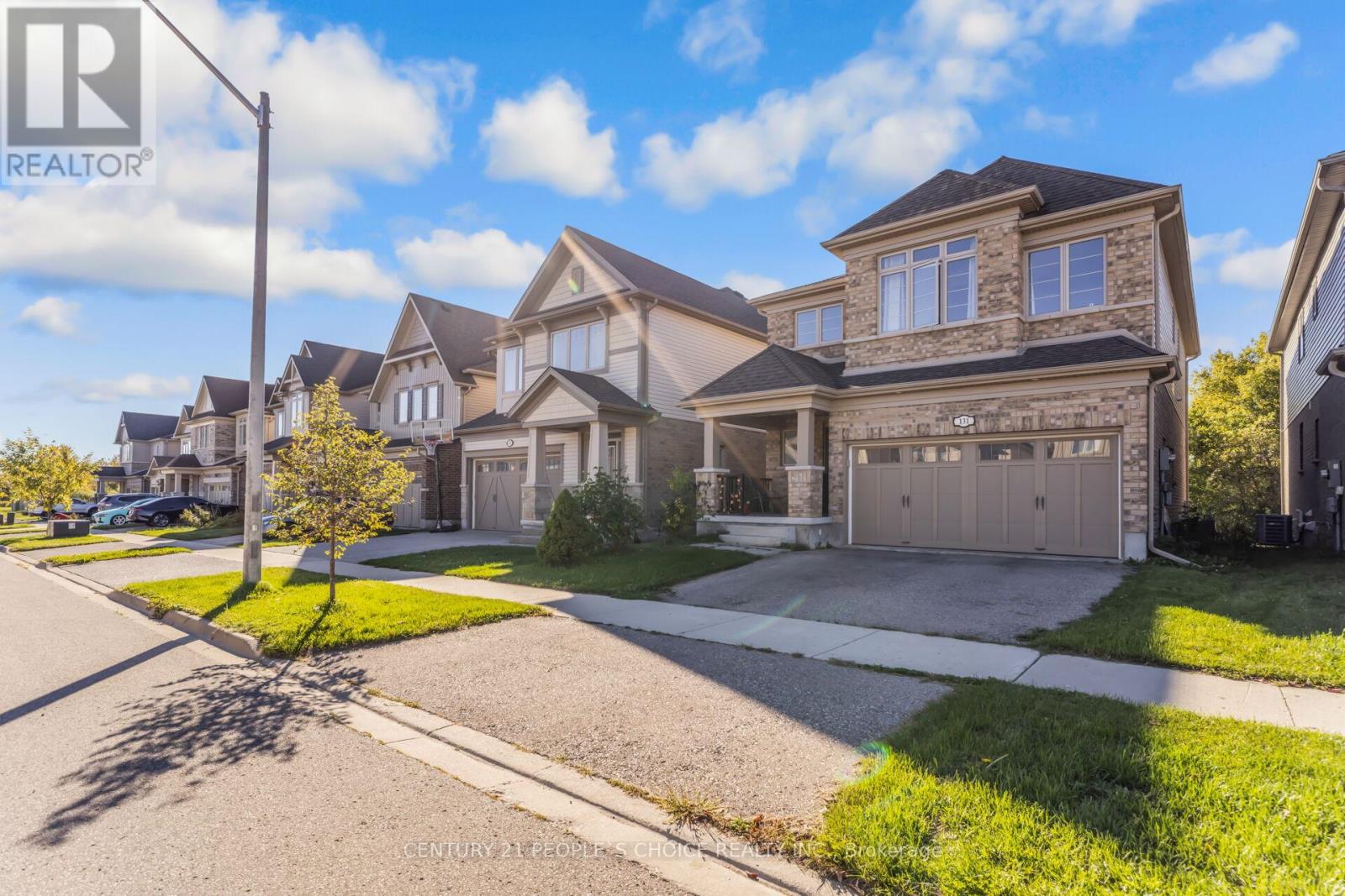 131 Steeplechase Way, Waterloo, Ontario  N2K 0E7 - Photo 2 - X12573466