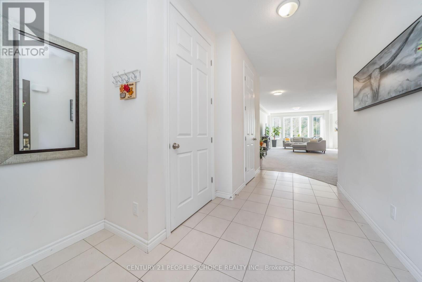 131 Steeplechase Way, Waterloo, Ontario  N2K 0E7 - Photo 6 - X12573466