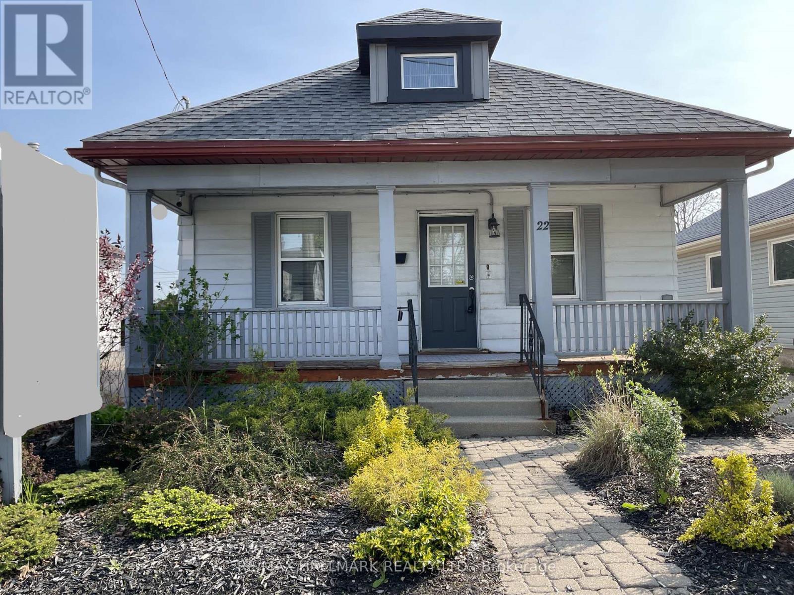 22 CHARING CROSS STREET, Brantford, Ontario