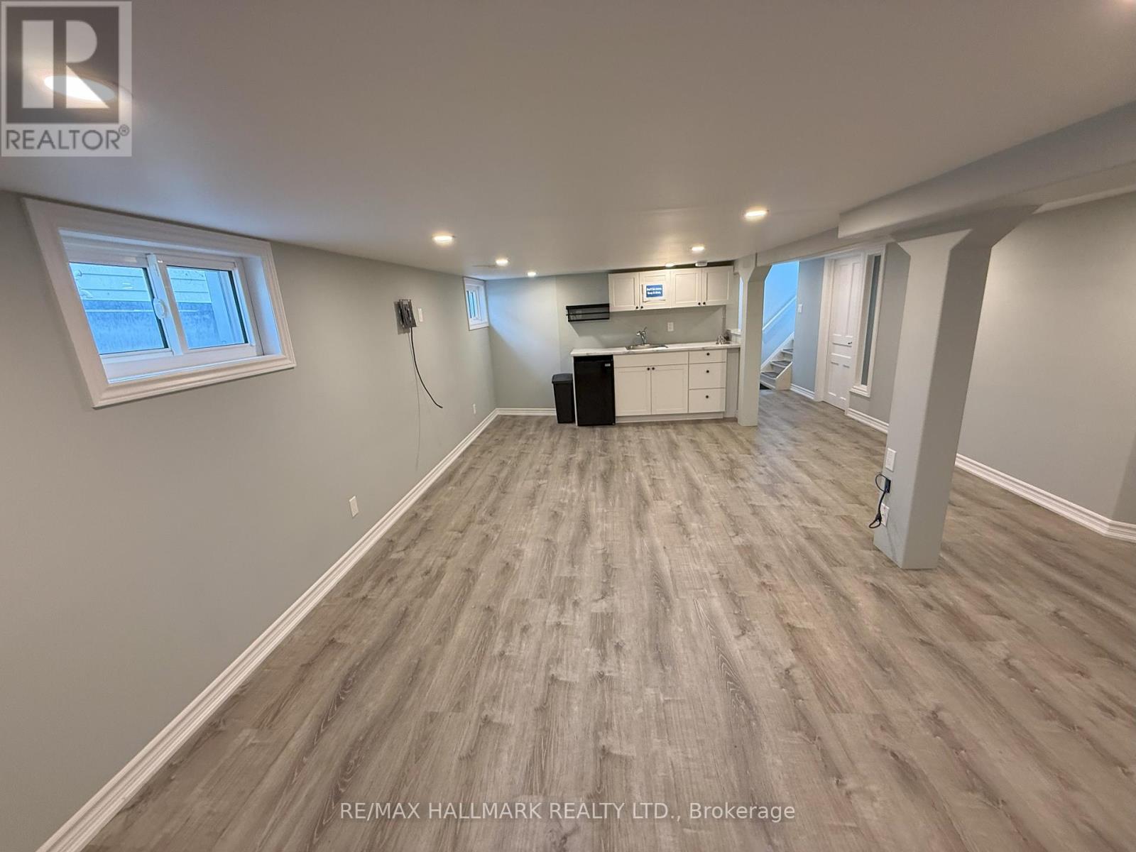 22 Charing Cross Street, Brantford, Ontario  N3R 2H2 - Photo 8 - X12573502